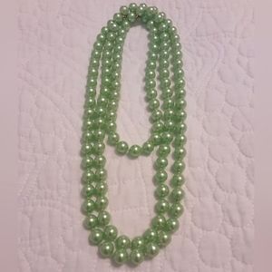 54" Long Pearly Pastel Green Beaded Necklace Vintage Fashion Jewellery Bohemian